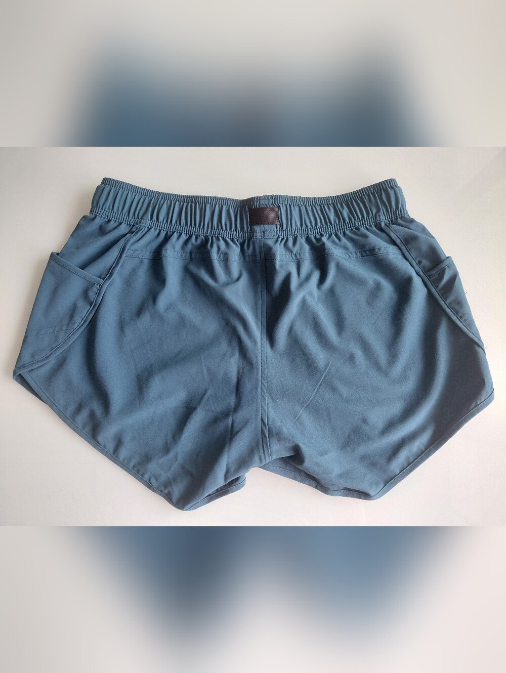 Everyday Performance Women's Athletic Shorts - M - Picture 2 of 4